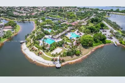 1282 NW 171st Ter, Pembroke Pines, FL 33028 - Photo 43