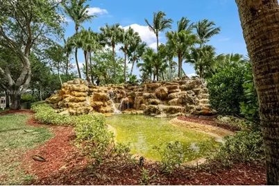 1282 NW 171st Ter, Pembroke Pines, FL 33028 - Photo 43