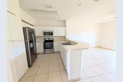 2320 SE 23rd Rd #2320, Homestead, FL 33035 - Photo 5