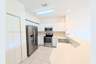 2320 SE 23rd Rd #2320, Homestead, FL 33035 - Photo 7