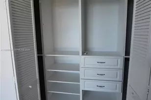 335 S Biscayne Blvd, Miami, FL 33131 - Photo 15