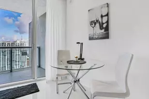 475 Brickell Ave, Miami, FL 33131 - Photo 7