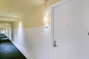 475 Brickell Ave, Miami, FL 33131 - Photo 15