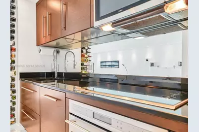 475 Brickell Ave #4310, Miami, FL 33131 - Photo 13