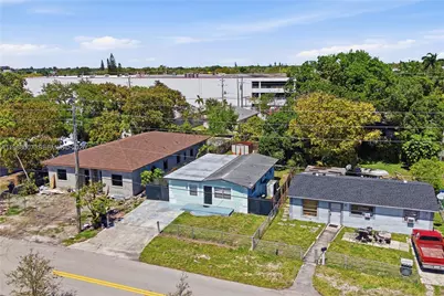 1017 NW 8th St, Hallandale Beach, FL 33009 - Photo 33