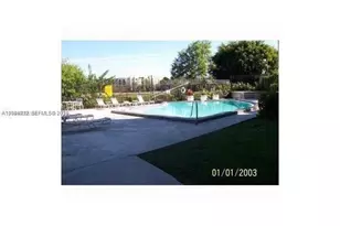 9688 Fontainebleau Blvd, Miami, FL 33172 - Photo 11