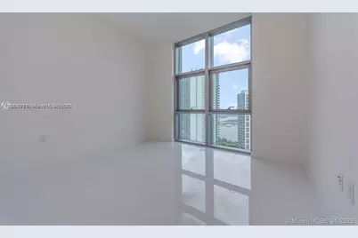851 NE 1st Ave #4007, Miami, FL 33132 - Photo 11