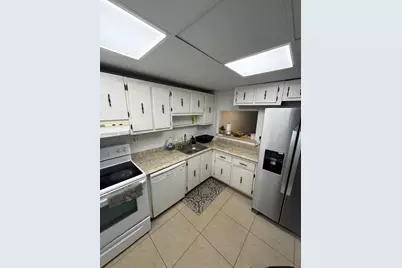 220 SW 9th Ave #516, Hallandale Beach, FL 33009 - Photo 13