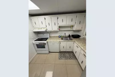 220 SW 9th Ave #516, Hallandale Beach, FL 33009 - Photo 11