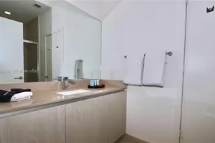 4111 S Ocean Dr, Hollywood, FL 33019 - Photo 25