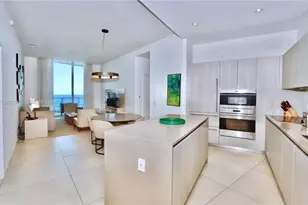 4111 S Ocean Dr, Hollywood, FL 33019 - Photo 7