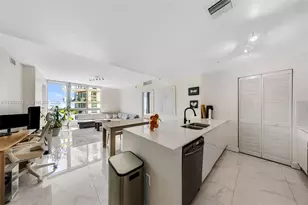 300 S Biscayne Blvd, Miami, FL 33131 - Photo 7