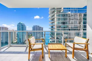 300 S Biscayne Blvd, Miami, FL 33131 - Photo 1