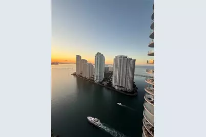 300 S Biscayne Blvd #T-2806, Miami, FL 33131 - Photo 25