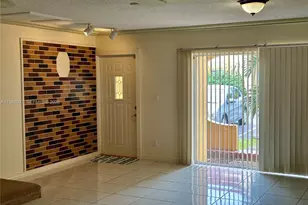 13705 SW 84th St, Miami, FL 33183 - Photo 3