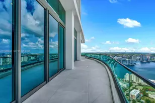 17901 Collins Ave, Sunny Isles Beach, FL 33160 - Photo 35