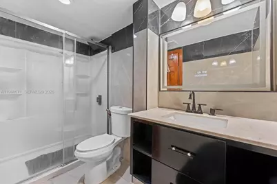 314 NE #16C, Miami, FL 33161 - Photo 13