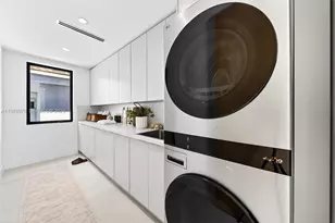 609 SW 24th Rd, Miami, FL 33129 - Photo 39