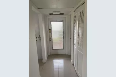 8838 W McNab Rd #104, Tamarac, FL 33321 - Photo 15