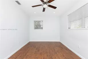 1511 NW 85th Way, Pembroke Pines, FL 33024 - Photo 7