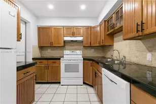 1511 NW 85th Way, Pembroke Pines, FL 33024 - Photo 19