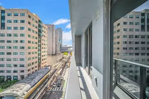 121 NE 5th St, Miami, FL 33132 - Photo 21