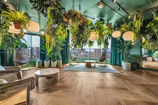 121 NE 5th St, Miami, FL 33132 - Photo 25