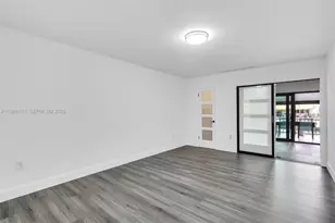 7020 Crown Gate Dr, Miami Lakes, FL 33014 - Photo 15