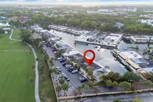 7020 Crown Gate Dr, Miami Lakes, FL 33014 - Photo 31