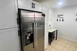 2243 SE 27th Dr, Homestead, FL 33035 - Photo 11