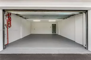 721 SW 11th St, Miami, FL 33129 - Photo 23