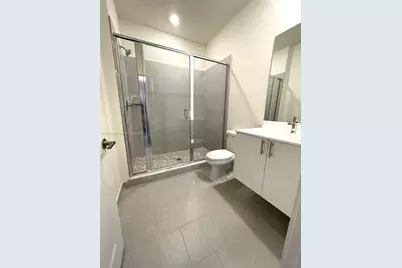 4227 NW 83rd Ave, Doral, FL 33166 - Photo 7