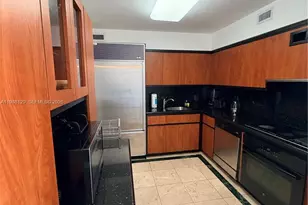 5161 Collins Ave, Miami Beach, FL 33140 - Photo 9