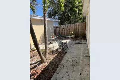 175 NW 121st St, North Miami, FL 33168 - Photo 23