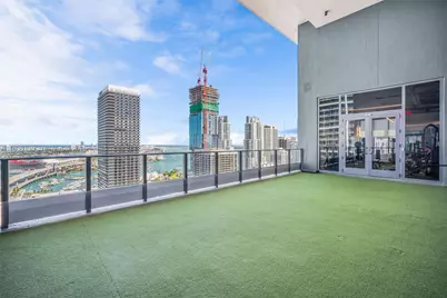 121 NE 5th St #902, Miami, FL 33132 - Photo 35