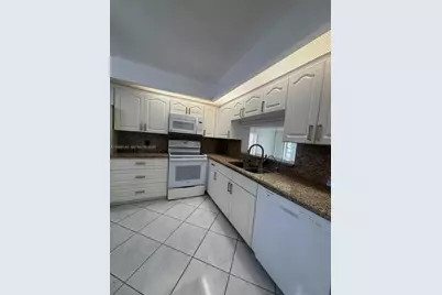 12600 SW 5th Ct #208L, Pembroke Pines, FL 33027 - Photo 9