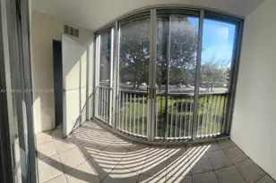 12600 SW 5th Ct, Pembroke Pines, FL 33027 - Photo 17