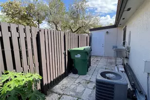 4830 SW 152nd Pl, Miami, FL 33185 - Photo 15