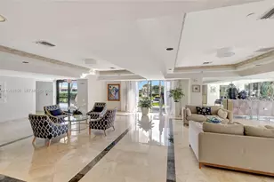 2625 Collins Ave, Miami Beach, FL 33140 - Photo 9