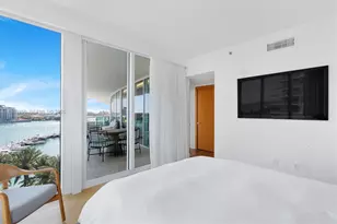 1000 S Pointe Dr, Miami Beach, FL 33139 - Photo 19