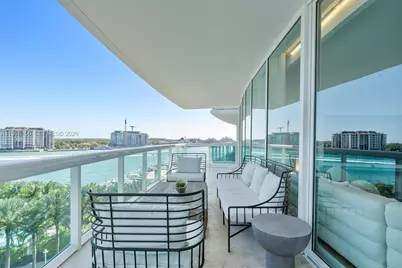 1000 S Pointe Dr #705, Miami Beach, FL 33139 - Photo 17