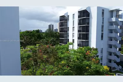 3475 N Country Club Dr #202, Aventura, FL 33180 - Photo 1