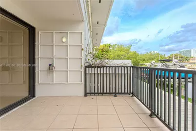 231 Poinciana Dr #401, Sunny Isles Beach, FL 33160 - Photo 19