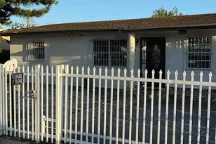 2540 NW 141st St, Opa-Locka, FL 33054 - Photo 17