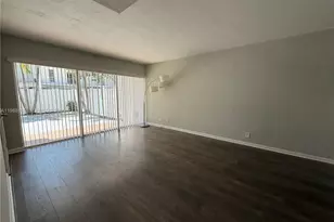 6760 SW 40th St, Davie, FL 33314 - Photo 9