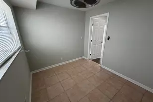 6760 SW 40th St, Davie, FL 33314 - Photo 13