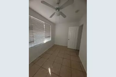 1021 NW 3rd St #206, Miami, FL 33128 - Photo 5