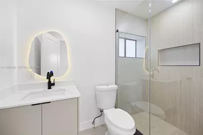 421 NW 81st St, Miami, FL 33150 - Photo 25