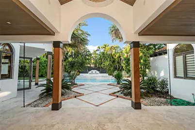 1253 Sorolla Ave, Coral Gables, FL 33134 - Photo 11