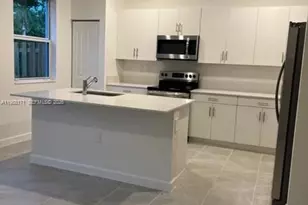 1041 SE 27th Terrace, Homestead, FL 33035 - Photo 5